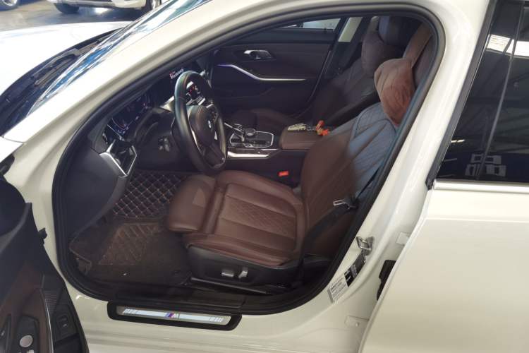 Used BMW 3 Series 2022 Updated 325Li M Sport Package Left Front Seat