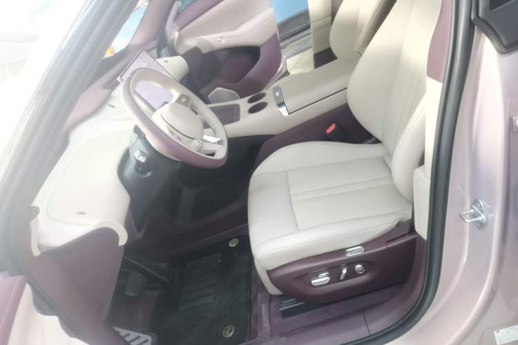 Used Xiaomi Auto YU7 2025 Ultra-Long Range All-Wheel Drive Pro Version