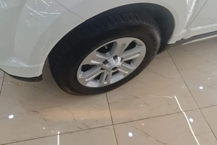 Used Haval H5 Classic 2016 Classic Edition 2.0T Manual 4x4 Prestige Model
