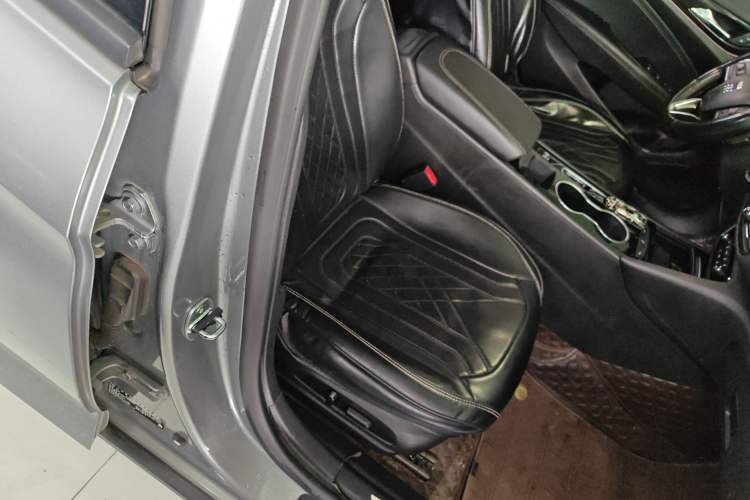 Used Buick Regal 2024 25T Deluxe Edition