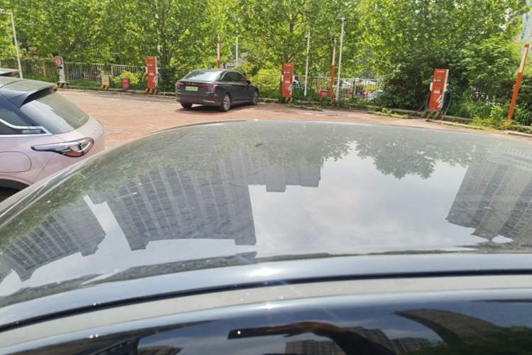 Used Wuling Bingo S 2025 Model 430km Deluxe Edition Roof