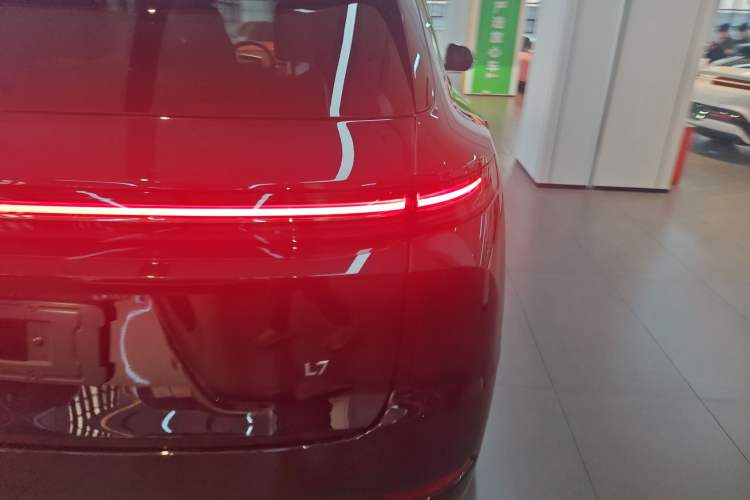 Used Li Auto L7 2024 Pro Model
