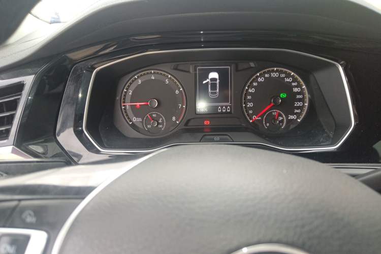 Used Volkswagen Sagitar 2019 280TSI DSG Comfort Version China V Standard Instrument Cluster