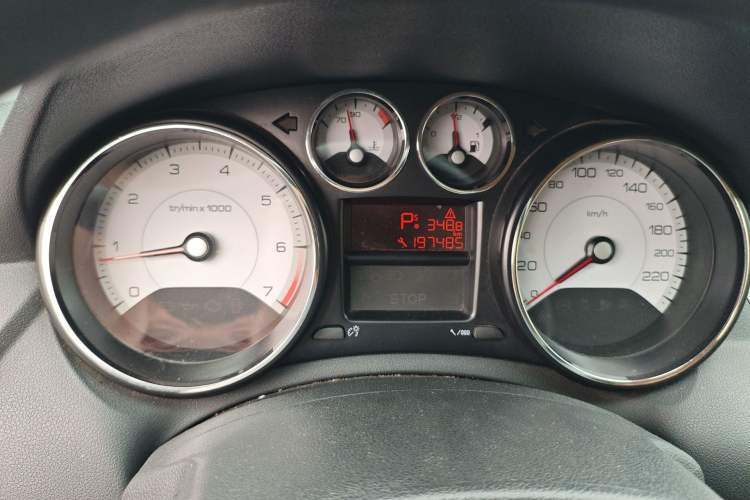 Used Peugeot 308 2014 Enjoy Edition Classic 1.6L Automatic Premium Model
