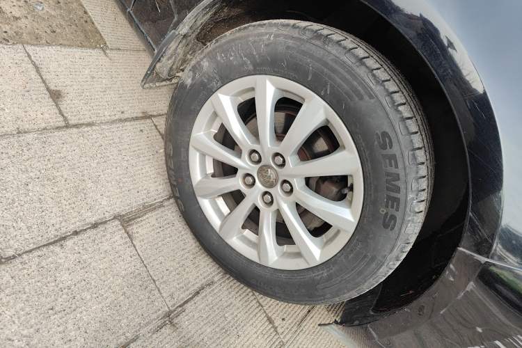 Used Buick GT 2011 GT 1.8L Automatic Fashion Edition Leather Model