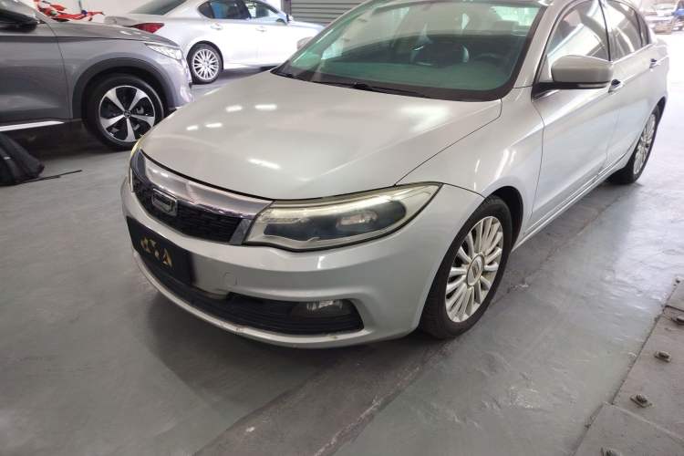 Used Qoros 3 2014 Sedan 1.6T Automatic ZhiZhen Model