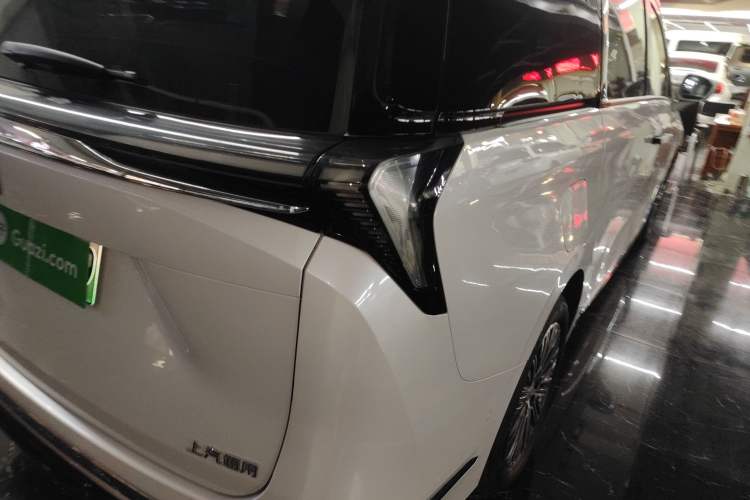 Used Buick GL8 New Energy 2024 Lu Zun Luxury Edition 7-Seater