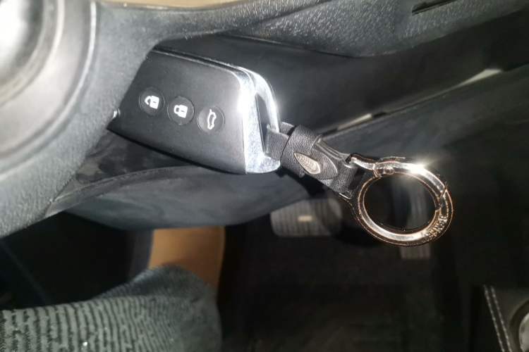 Used Baojun KiWi EV 2022 Designer Lite Edition Lithium Iron Phosphate
