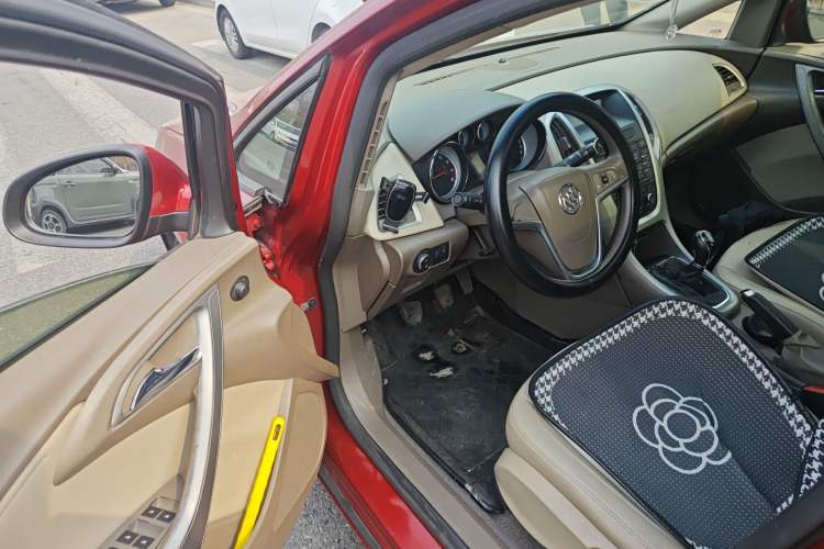 Used Buick GT 2013 GT 1.6L Manual Entry-Level Model