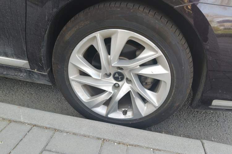 Used DS 5LS 2015 1.6T Style Edition THP160