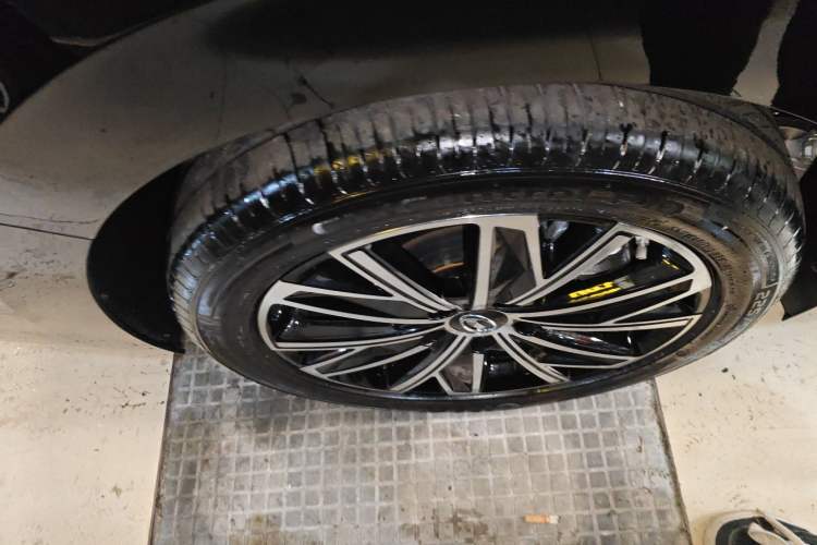 Used GAC Trumpchi Trumpchi E8 2024 Honor Series 2.0L Honor Edition
