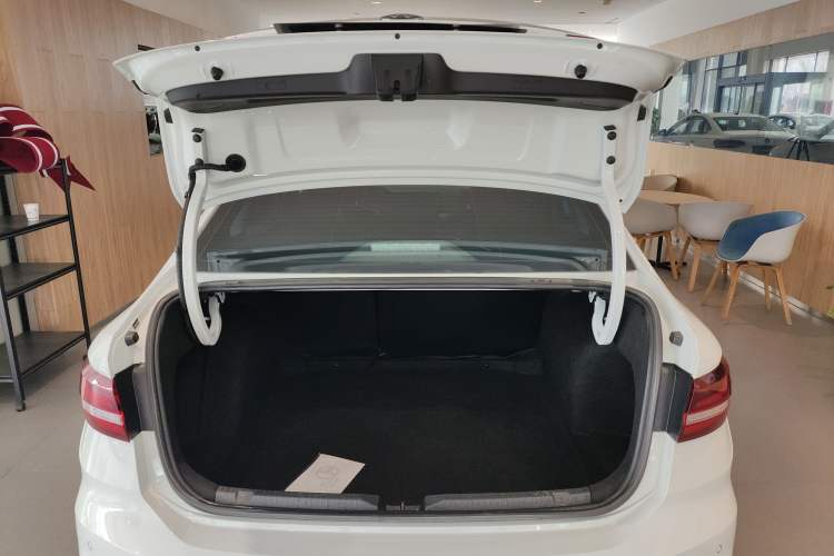 Used Volkswagen Lavida 2024 1.5L Automatic DeYi Edition
