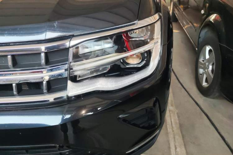 Used Volkswagen Teramont 2024 530 V6 All-Wheel-Drive Dragon Edition