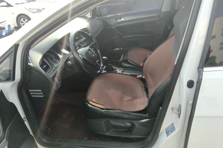 Used Volkswagen Golf 2015 1.4TSI Automatic Comfort Model Left Front Seat