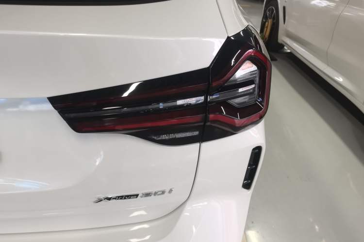 Used BMW X3 2023 Restyled xDrive30i Leading Edition M Night Sky Package Right Rear Taillight