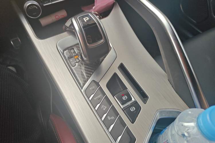 Used Geely Auto Coolray 2019 260T DCT Knight China VI Standard
