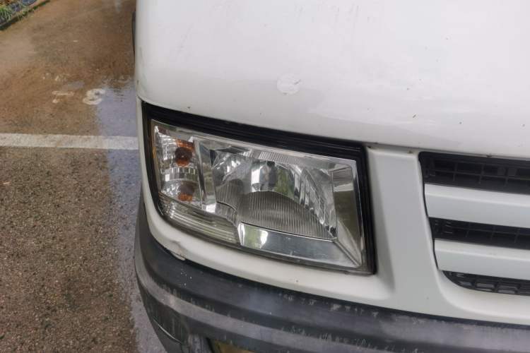 Used Iveco Daily 2017 2.5T A35 Passenger Van 5-7 Seats Model 47Z5
