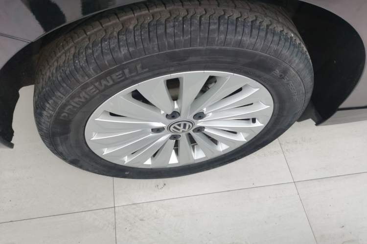 Used Volkswagen Lavida 2019 1.5L Automatic Comfort Edition China VI Standard Right Rear Wheel Hub