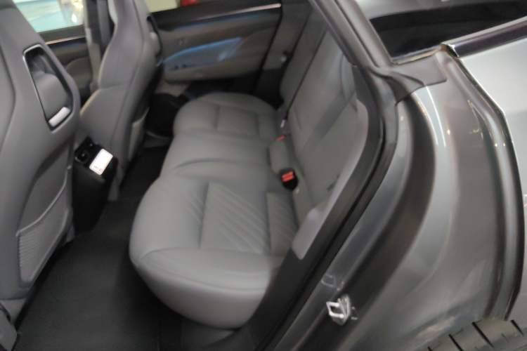 Used Zeekr 001 2025 YOU Edition 100 kWh All-Wheel Drive
