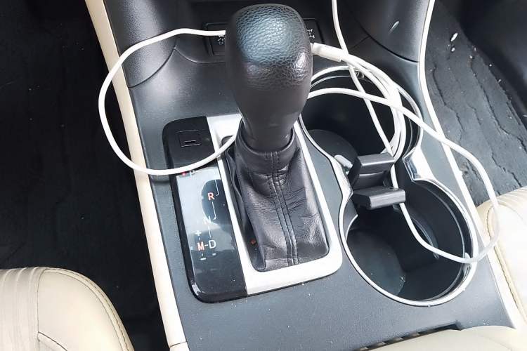 Used Toyota Highlander 2018 2.0T Four-Wheel Drive Elite Edition 7 Seats China V Standard
