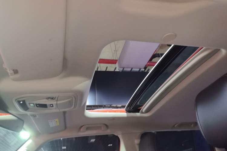 Used Tank 300 2023 City Edition 2.0T—Stylish as Ever