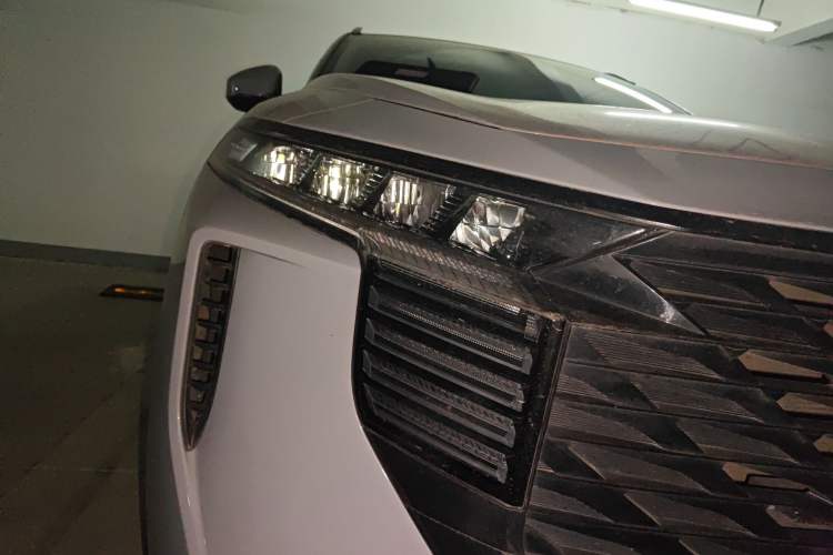 Used Venucia V 2021 260T Idol Edition