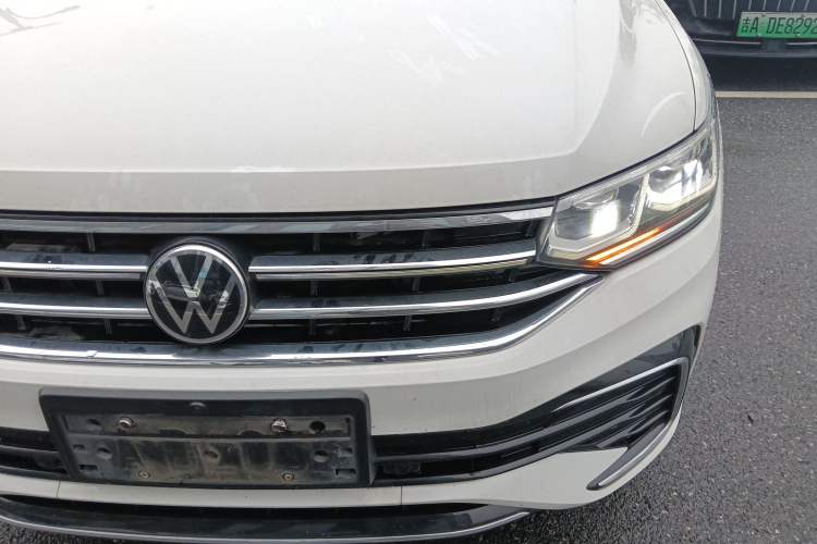Used Volkswagen Tiguan L 2022 330TSI Automatic Two-Wheel Drive R-Line Flagship Edition Left Front Headlight