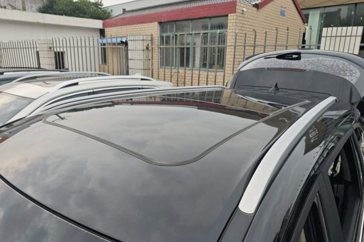 Used SOL X8 2021 300T DCT Luxury Smart Connect Edition 7 Seats