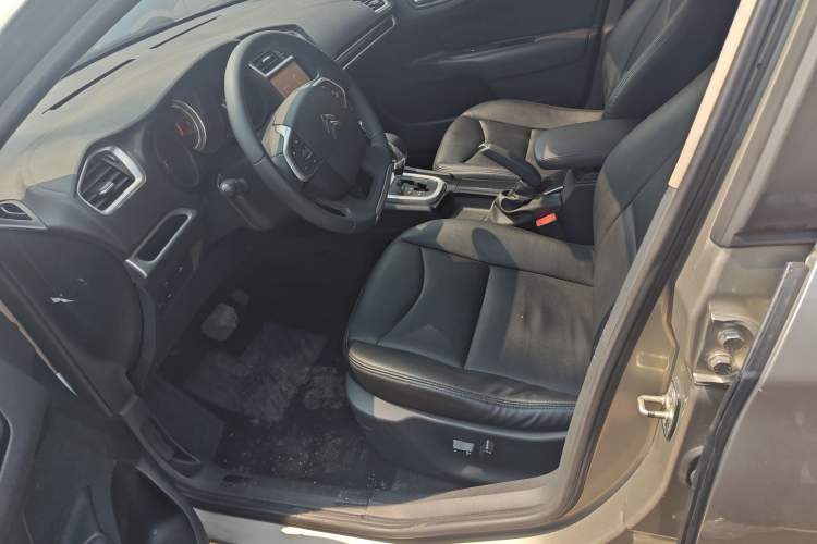 Used Citroen C4L 2015 1.8L Automatic Luxury Edition Left Front Seat