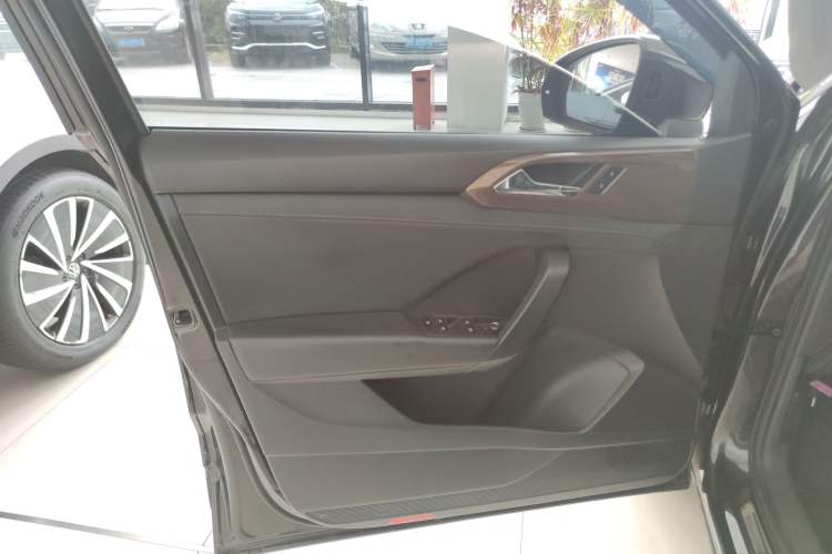 Used Volkswagen Tharu 2021 330TSI Four-Wheel Drive Flagship Edition