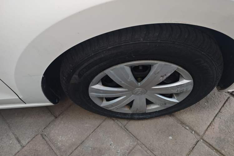 Used Volkswagen Jetta 2017 1.4L Manual Fashion Edition
