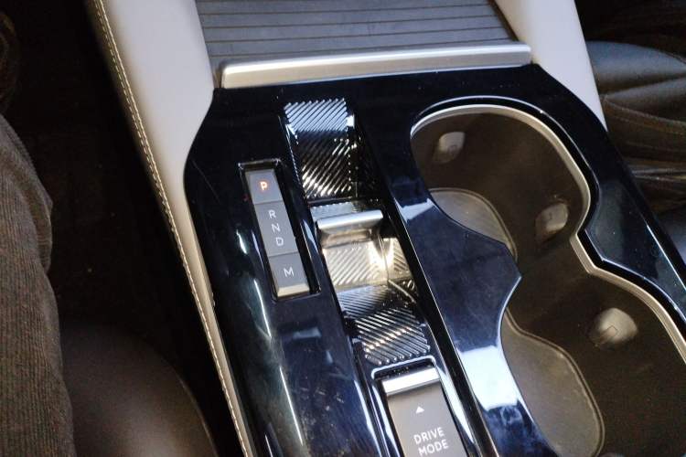 Used Citroen C5 X 2021 1.6T Ignite the Extraordinary Gear Lever