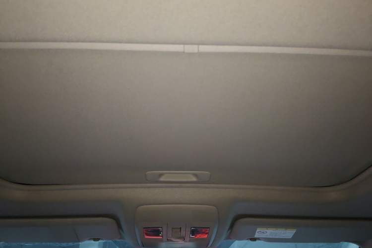 Used Mazda 3 Axela 2016 Sedan 1.5L Manual Luxury Model