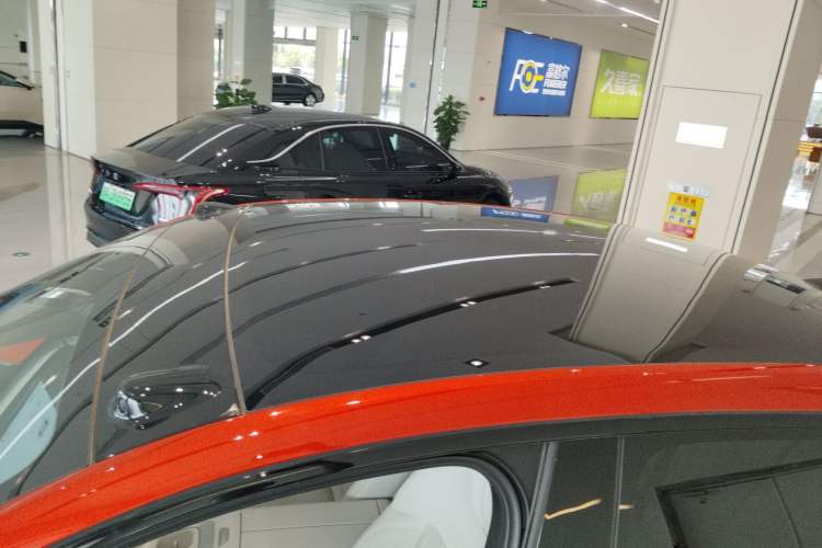 Used ONVO L60 2024 60 kWh All-Wheel Drive