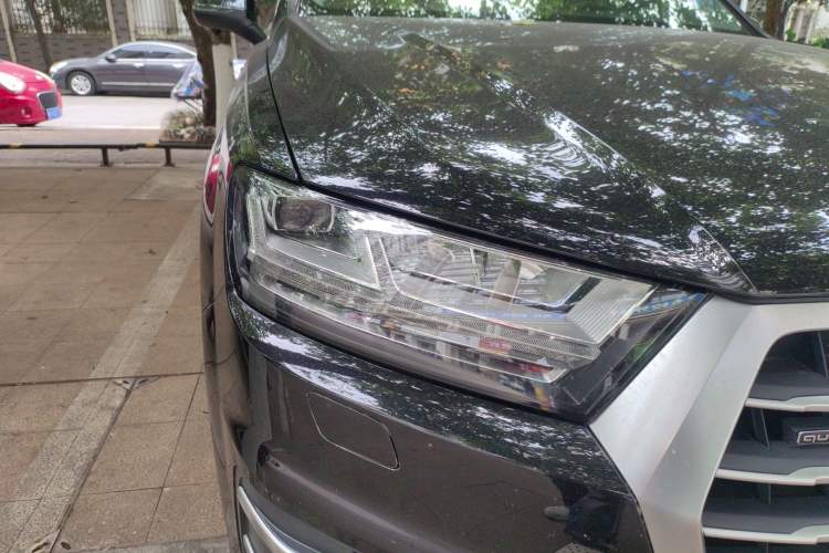 Used Audi Q7 2016 45 TFSI Technology Edition Right Front Headlight