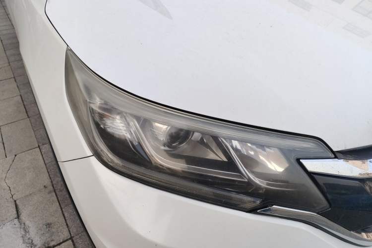 Used Honda CR-V 2015 2.0L two-wheel drive urban version Right Front Headlight