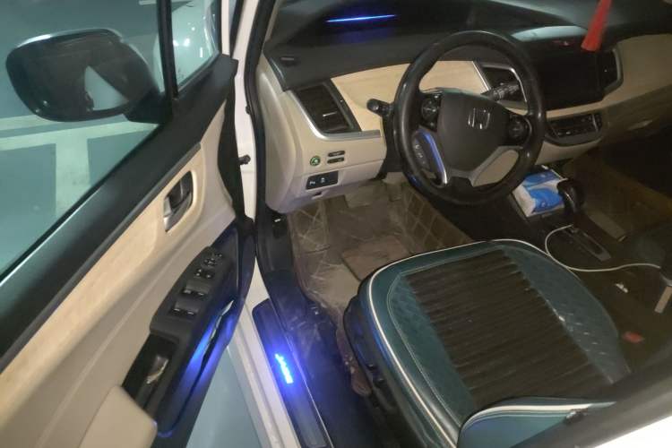 Used Honda Jade 2014 1.8L CVT Luxury Prestige Edition 5 Seats
