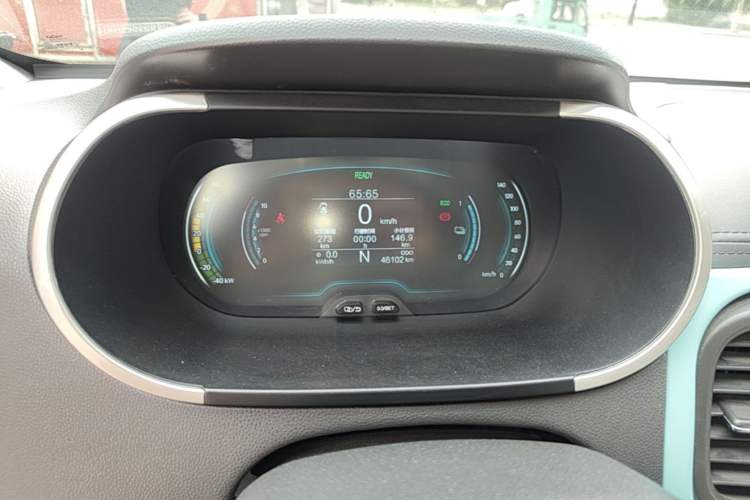 Used Chery QQ Little Ant 2021 150 000 Yuan "Ant Fan" Edition New Ant Cool Version Lithium-Ion Battery Instrument Cluster
