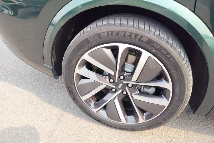 Used Li Auto L9 2022 Max model