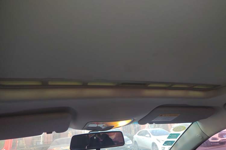 Used Roewe 360 2015 1.5L Automatic Luxury Edition