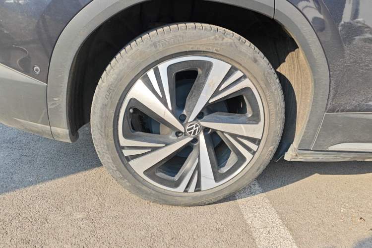 Used Volkswagen ID.6 CROZZ 2022 Long-Range PRO Edition
