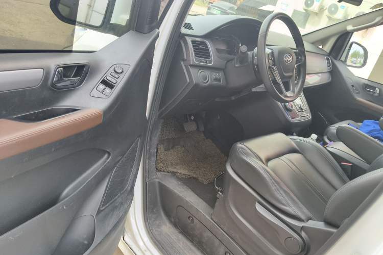 Used SAIC MAXUS G10 2022 2.0T Automatic Smart Enjoyment Version Gasoline 7 Seats