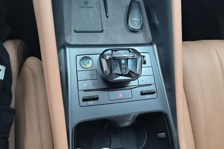 Used BYD Song L EV 2024 550 km Excellence Version