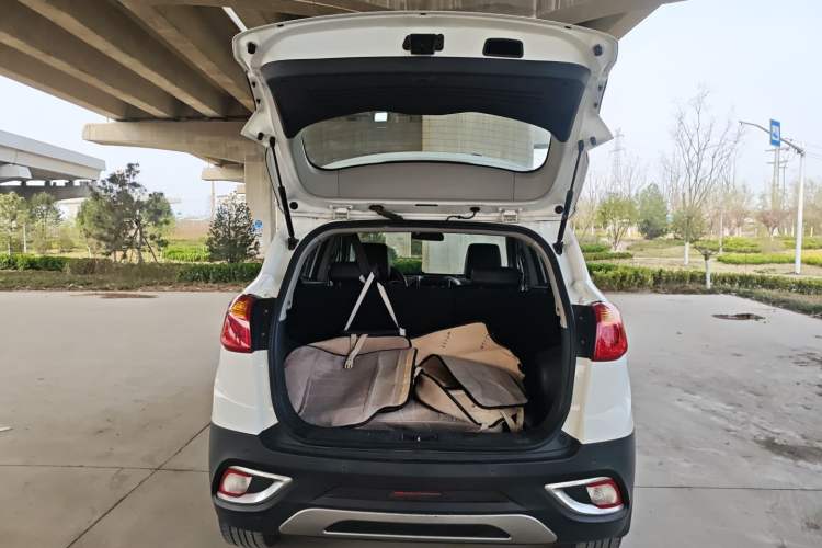 Used JAC Group Refine S3 2014 1.5L Manual Luxury Smart Model
