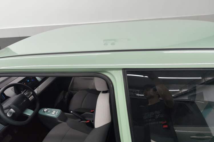 Used CHANGAN NEVO Lumin 2022 155 km – Refreshingly Sweet Edition Roof