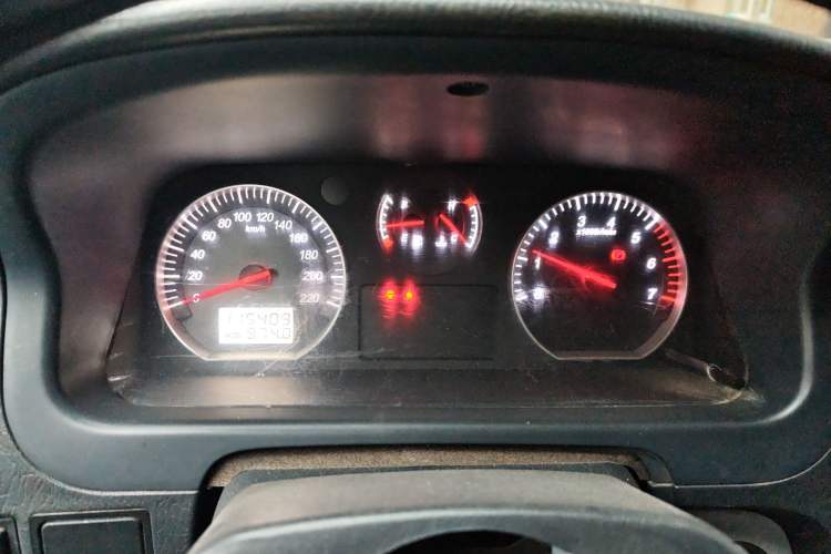 Used Foton Scenic G5 2020 2.0L Long-Wheelbase Flat-Roof 6-Seater Multi-Purpose Passenger Vehicle 1TZS
