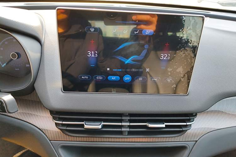 Used Hongqi E-QM5 2023 Revised Version Basic Travel Edition
