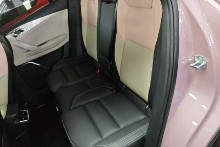 Used Lynk & Co 06 EM-P 2023 1.5T Remix PHEV Shero