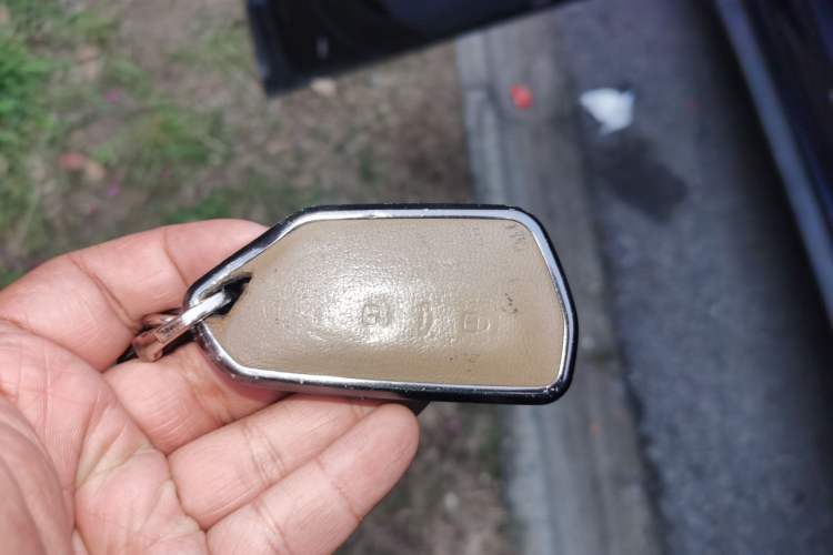 Used Volkswagen ID.6 CROZZ 2022 Long-Range PRO Edition Vehicle Key