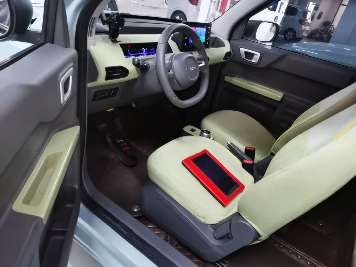 Geely Galaxy Panda 2023 Panda Mini 200km Endurance Bear — снимка 17